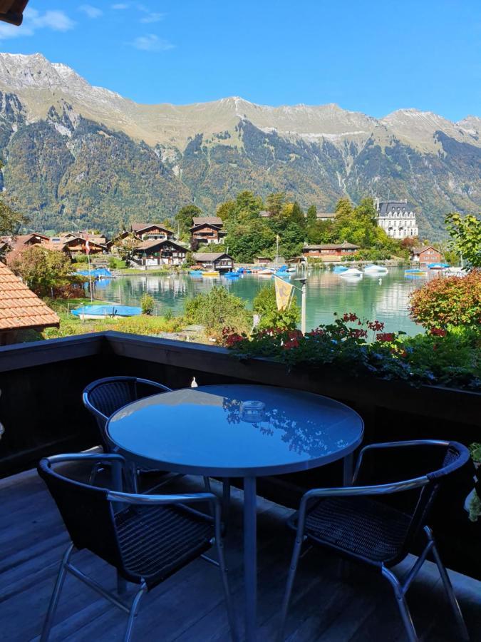 Lake Lodge Hostel Iseltwald Exterior photo